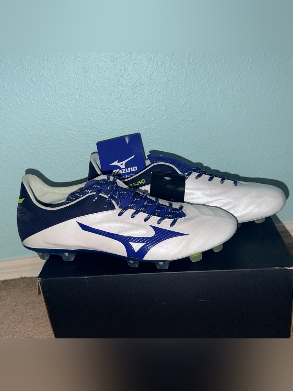 Mizuno White and Blue Men's Soccer Cleats